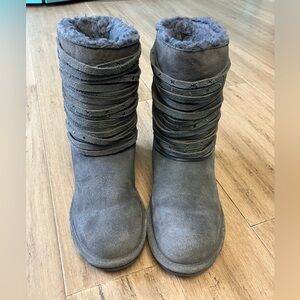 Bearpaw women suede grey upper wool blend lining sheepskinfootbed winter boots 8